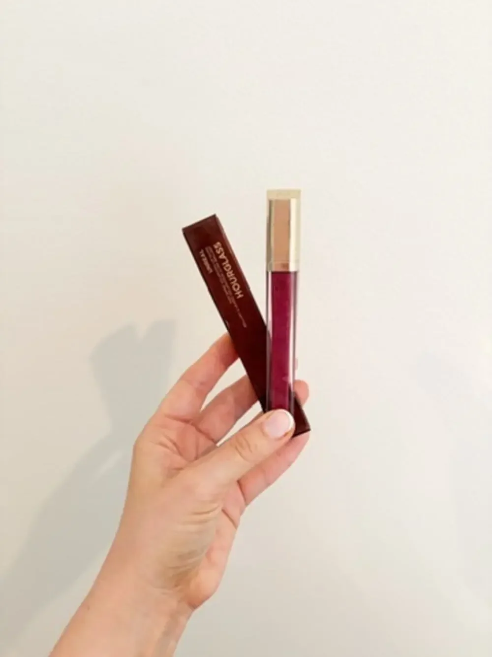 NEW Hourglass Unreal Lip Gloss in Unreal Purple